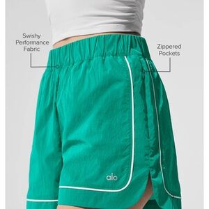 ALO Yoga Women's Spruce Green Motivate Performance Shorts